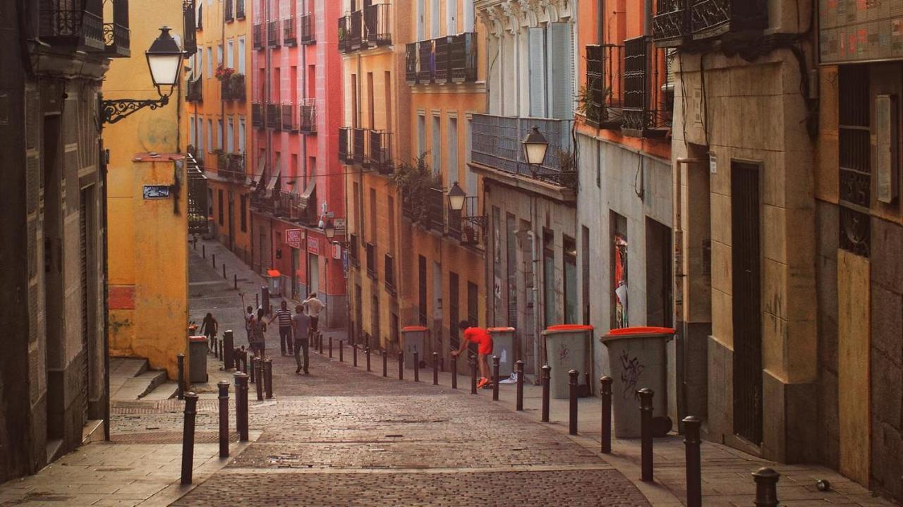 Apartamento Lavapies Al Lado Del Rastro Madrid Eksteriør billede